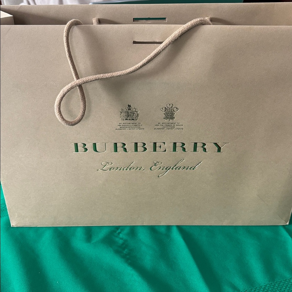 Burberry bag trio - Picture 4 of 14